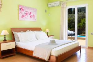 Posteľ alebo postele v izbe v ubytovaní Red Villa + 37 fotografií