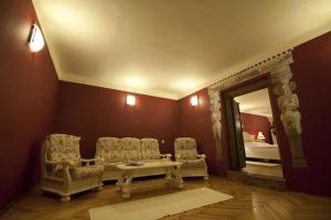 Casa Albert Boutique & Restaurant的休息区