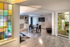 פינת אוכל במקום אירוח B&B 