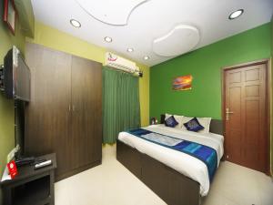 Postel nebo postele na pokoji v ubytování Max Classic Serviced Apartment + 20 fotografií