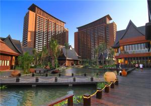 Gallery image of Mangrove Tree Resort World Sanya Bay- Queen Palm Towers in Sanya