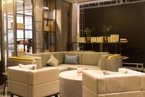 Zona de lounge sau bar la Hangzhou Cosy Park Hotel(Liangzhu)