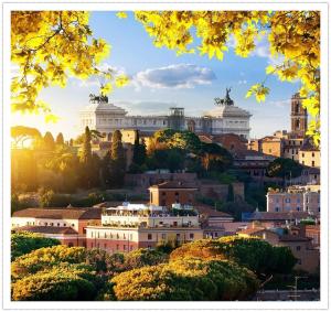 vista su una città con edifici su una collina di Casa De Rose a Roma