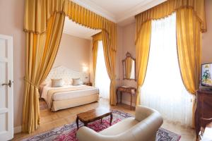 Grand Hotel Rimini客房内的一张或多张床位