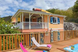 Rõdu või terrass majutusasutuses Villa Nord-Plage