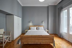 Afbeelding uit fotogalerij van Bright Bright A Central Apartment With Balcony in Thessaloniki