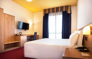 Foto da galeria de BEST WESTERN Titian Inn Hotel Venice Airport em Tessera