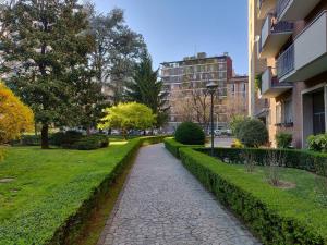 Foto dalla galleria di Exclusive rooftop apartment with large terrace in Solari/Tortona a Milano