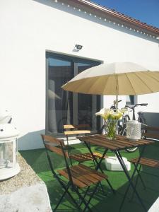 Patio nebo venkovní prostory v ubytování Casas do Pedro T1