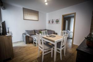 Posedenie v ubytovaní Apartamenty przy skoczni