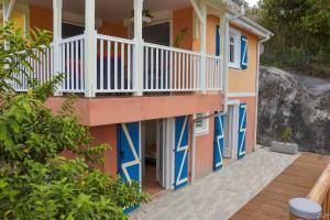 Rõdu või terrass majutusasutuses Villa Nord-Plage
