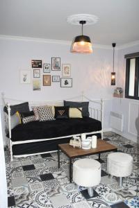 Χώρος καθιστικού στο le petit boudoir