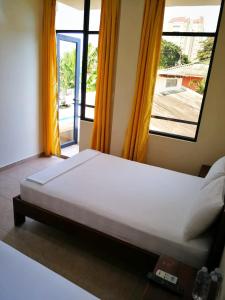 Gallery image of La Bocana in Tonsupa