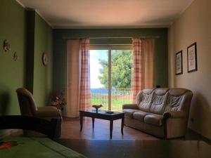 A seating area at Villa Chiara