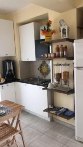 Kuchyňa alebo kuchynka v ubytovaní B&B Al Duomo Milazzo