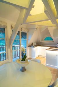 Virtuvė arba virtuvėlė apgyvendinimo įstaigoje New Cottage & spa de nage Guesthouse