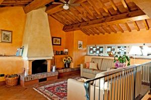 Ruang duduk di Cottage - Il Colle di Sotto