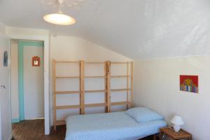 Dviaukštė lova arba lovos apgyvendinimo įstaigoje La villa tamaris maison à partager