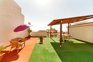 Fotografia z galérie ubytovania Seaview Terrace Sunny Apartment v destinácii Giardini Naxos