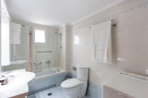 Kúpeľňa v ubytovaní Panos Luxury Suite