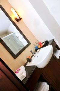 Salana Boutique Hotel tesisinde bir banyo