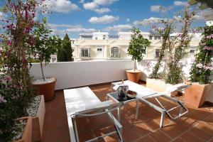 Balkón alebo terasa v ubytovaní Spacious 2 Bed Duplex in Aloha Gardens close to Puerto Banus