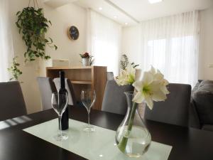 Posedenie v ubytovaní Vacation Home Bokan