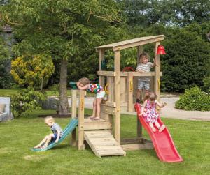 eine Gruppe von Kindern, die auf einem Holzspielplatz spielen in der Unterkunft Beachfront Villa on Crete - Kirvas, member of Pelagaios Villas in Koutsounári