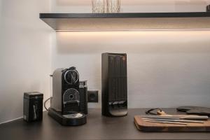 Принадлежности для чая и кофе в AVA Apartments by Heimaleiga