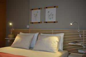 A bed or beds in a room at Myrto2 apartment