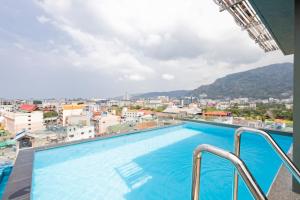 Bazén v ubytování My Style Resort Hotel -SHA Plus nebo v jeho okolí