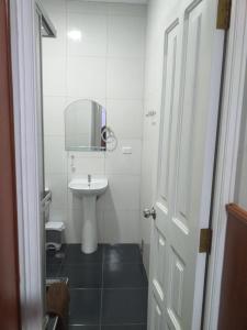 Koupelna v ubytování Hostal Vasco