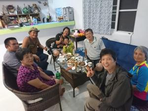Oaspeți care stau la Haven Seaview Homestay