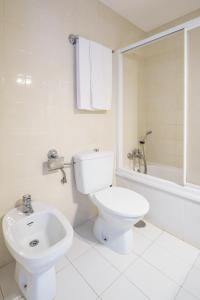 Un baño de Venta del Alto Hotel las Cumbres by Vivere Stays