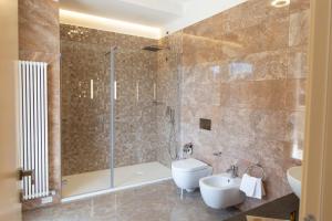 Koupelna v ubytování Aurum Suites