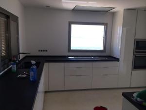 Kuchyň nebo kuchyňský kout v ubytování Maison Ses Covetes
