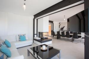 Posezení v ubytování Maison Ses Covetes
