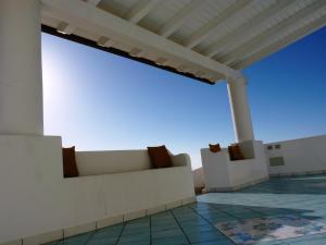 una vista desde el tejado de un edificio en Casa Tramonto, en Lipari