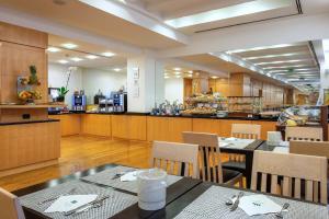 Restaurace v ubytování Hotel Genova