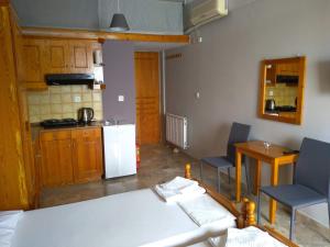 Vrachos Κanari tesisinde mutfak veya mini mutfak
