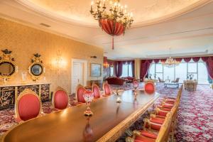 Quba Palace Hotel & Golf Resort的休息区