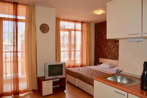 Et tv og/eller underholdning på Rainbow 2 Holiday Complex