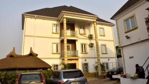 Foto de la galería de Mountain Top Lodge Hotel en Lagos