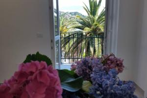 A balcony or terrace at BLURAPALLO