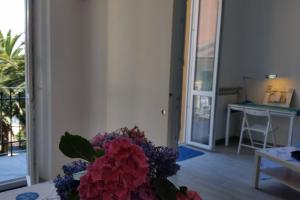 A balcony or terrace at BLURAPALLO