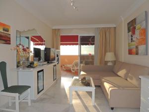 Gallery image of Romantic Retreat with Marine View in Acantilado de los Gigantes