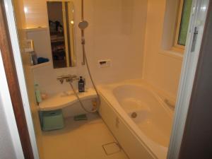 Ett badrum på Minpaku TOMO 6 tatami room / Vacation STAY 3688