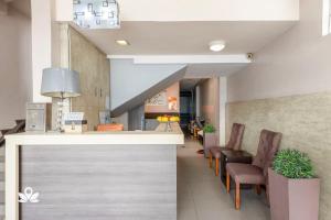 Posezení v ubytování Lorenzzo Suites Hotel Makati