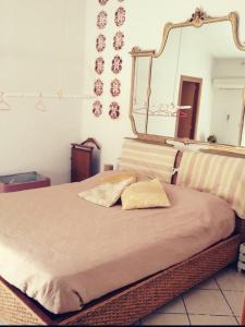 リポストにあるLa Casa di Annaのベッドルーム1室(枕2つ付)