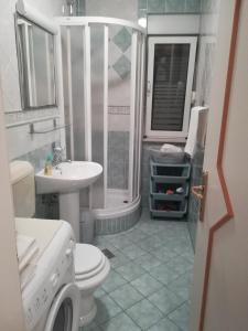 Koupelna v ubytování Apartman LOZA